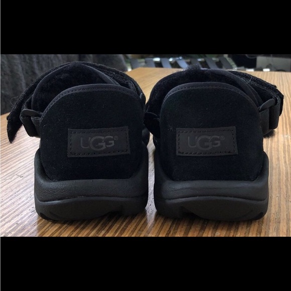 RARE! UGG/Teva Black Collaboration Hybrid Shoe Sandals Size 7 - Picture 7 of 12